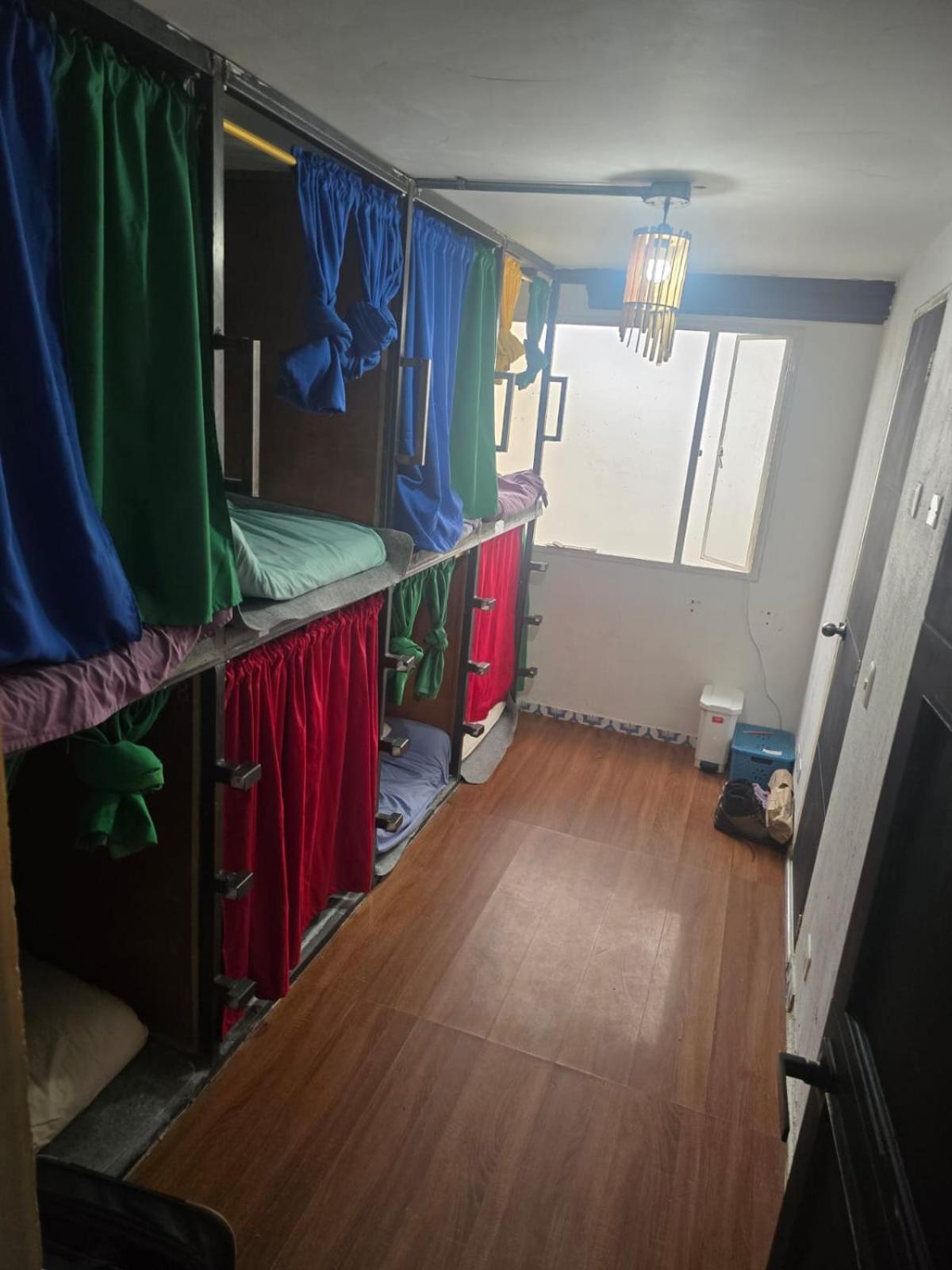 Portelli Hostal Zona G- Para Extranjeros โบโกตา ภายนอก รูปภาพ