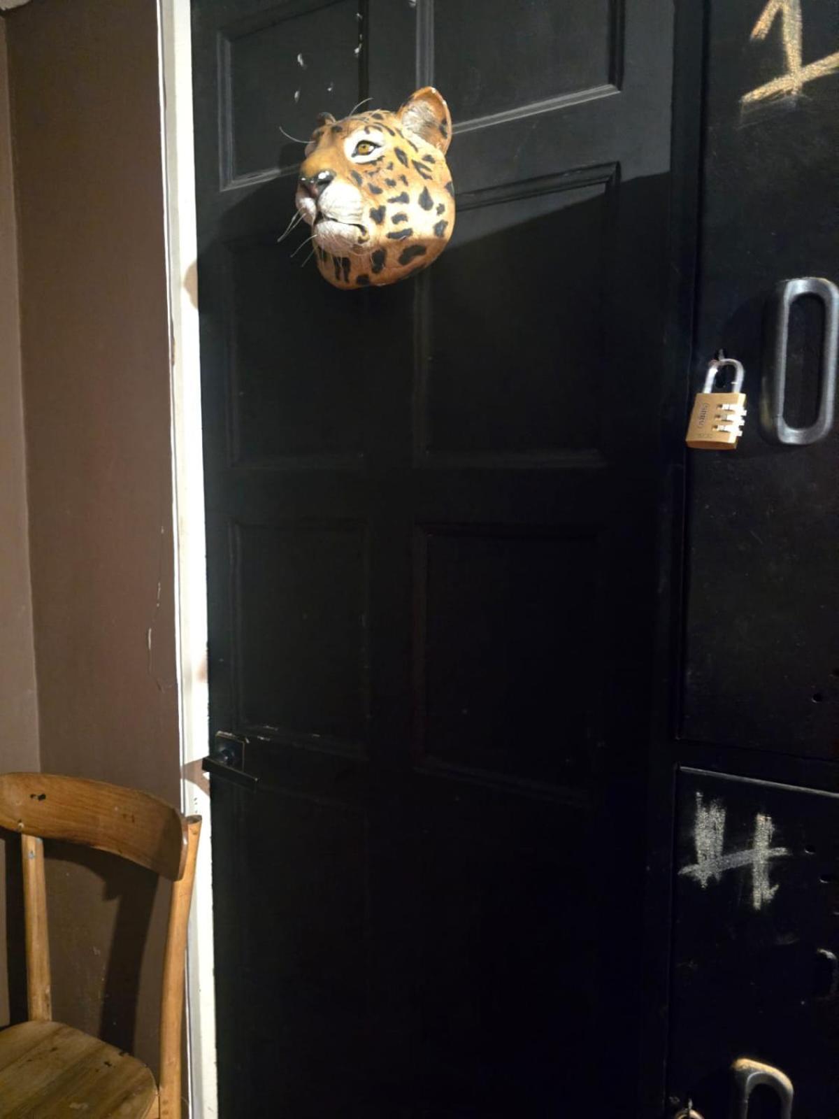Portelli Hostal Zona G- Para Extranjeros โบโกตา ภายนอก รูปภาพ