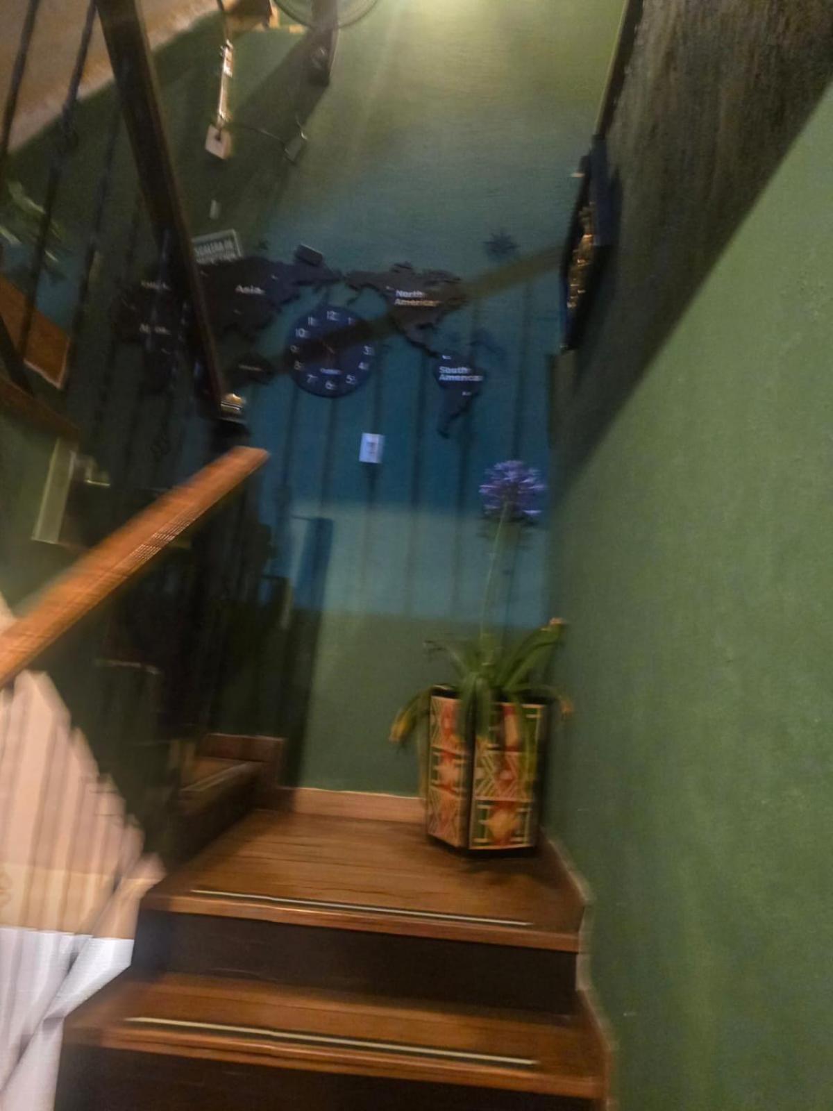 Portelli Hostal Zona G- Para Extranjeros โบโกตา ภายนอก รูปภาพ