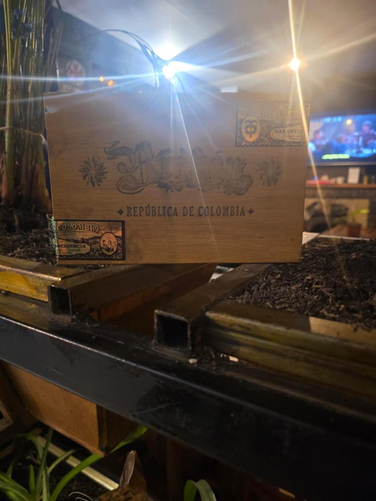 Portelli Hostal Zona G- Para Extranjeros โบโกตา ภายนอก รูปภาพ
